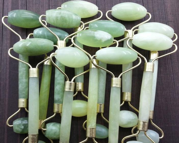 Jade Facial Roller & Gua Sha Set